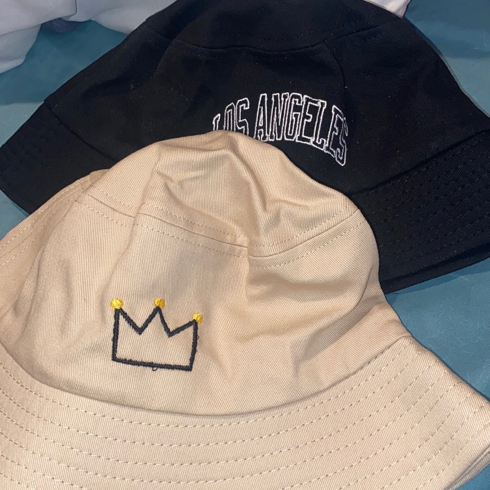 Bucket hat
